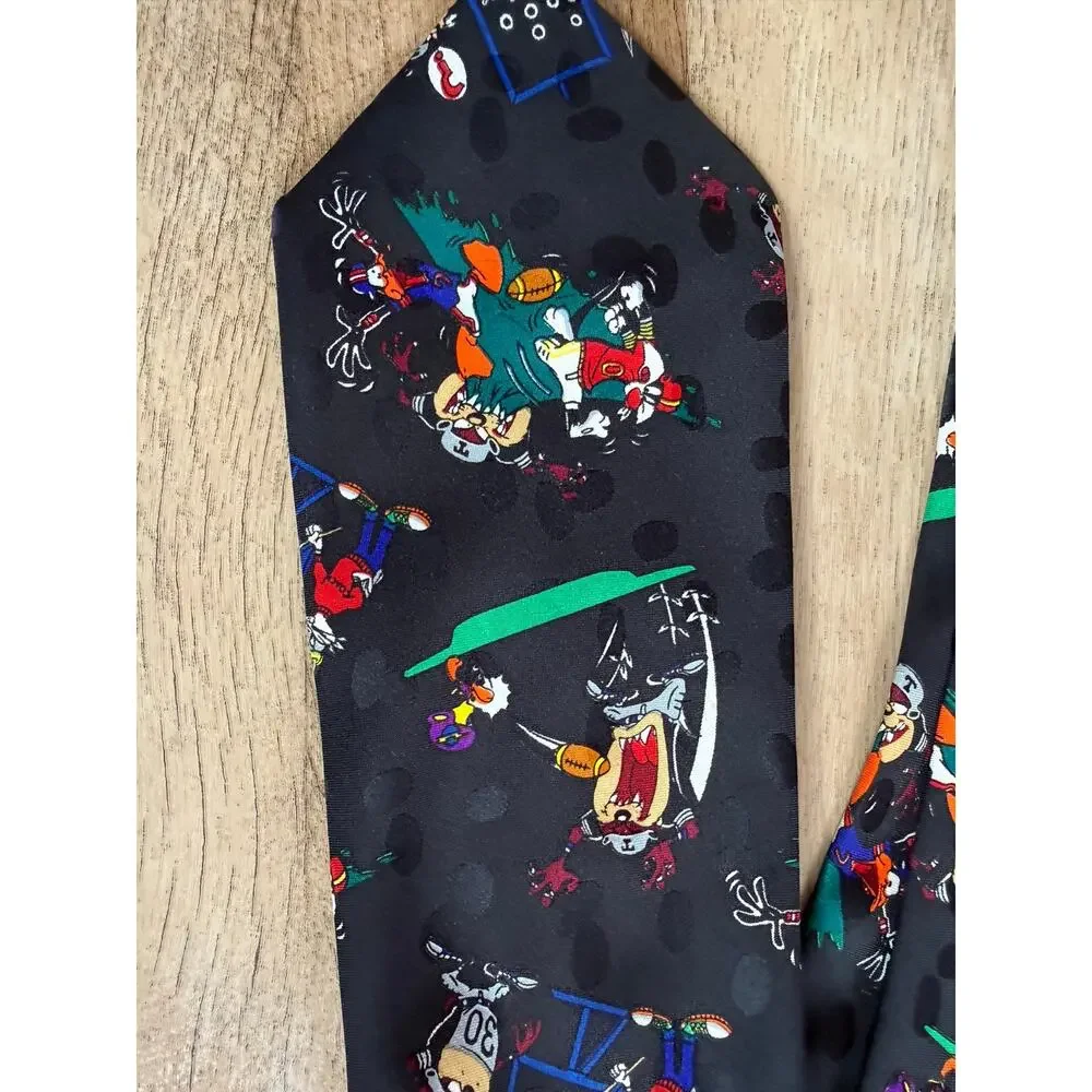 Vintage 1995 Looney Tunes Mania Football Cartoon Silk Neck Tie Warner Bros